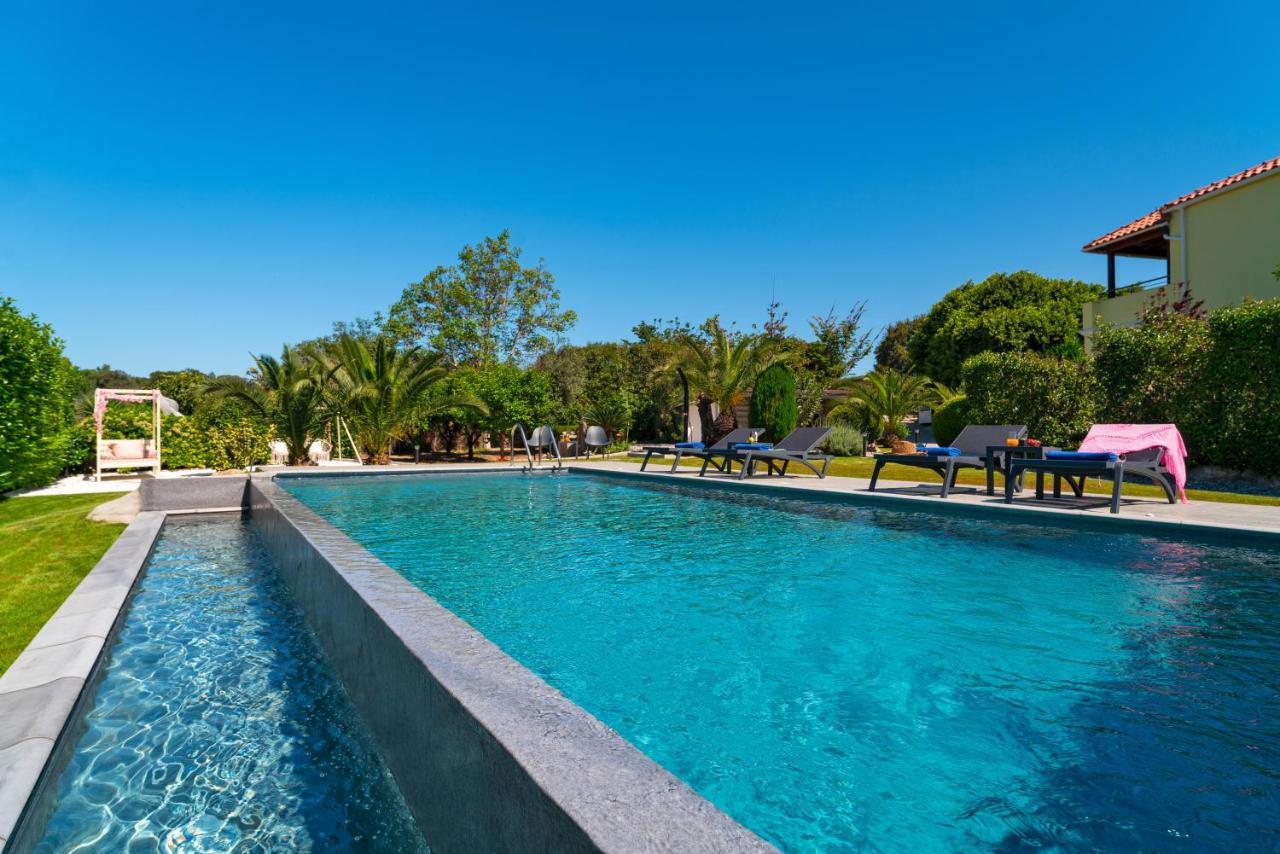 Villa Iasama Asgourou Luaran gambar